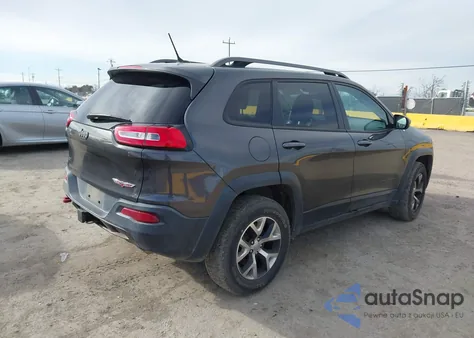 2014 Jeep Cherokee Trailhawk z USA, uszkodzony, nr VIN 1C4PJMBS7EW247120